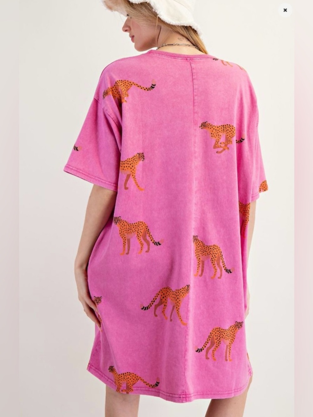 107. NWT EASEL Pink Cheetah Print T-Shirt Dress - Picture 3 of 3